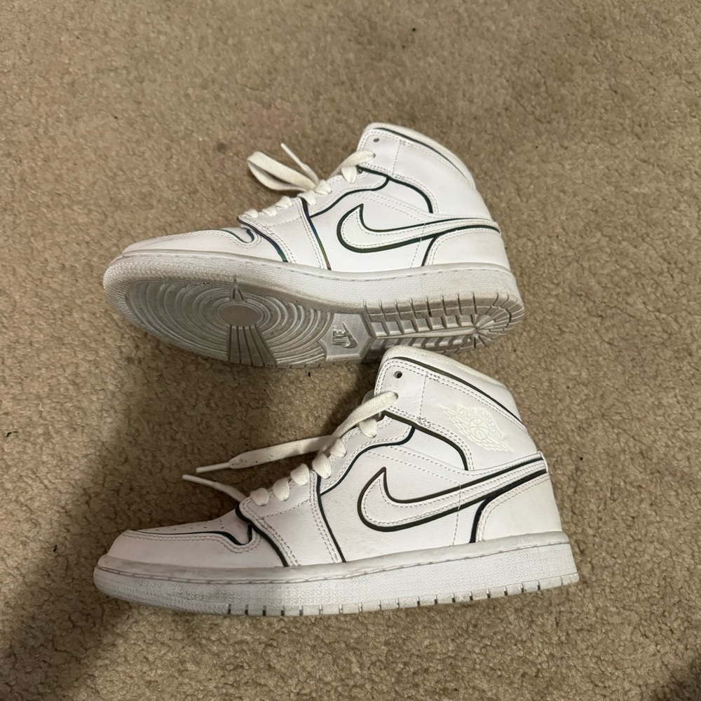 Jordan 1 Mid Iridescent Reflective Shoes - Picture 6 of 8